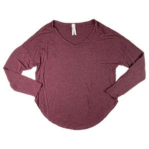 Jo & Co T-Shirt Women's Large Burgundy‎ Red Scoop Neck Long Sleeve Casual Lounge